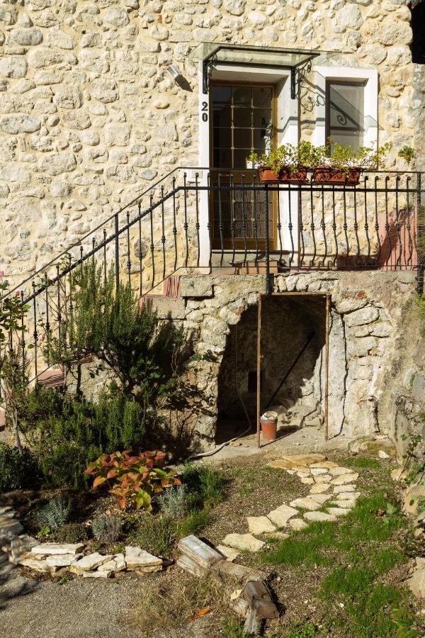 Valdastico Casetta In Sasso Con Giardino Pedemonte Esterno foto